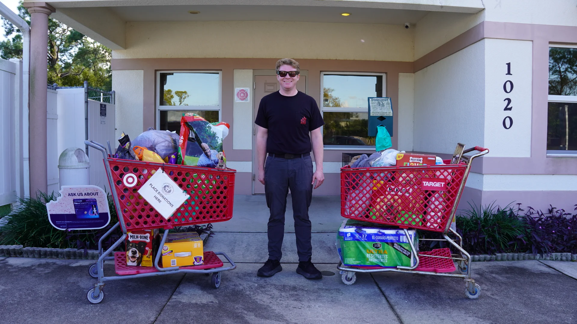 pinnacle-ozone-solutions-supports-brevard-humane-society-through-holiday-supply-drive-01